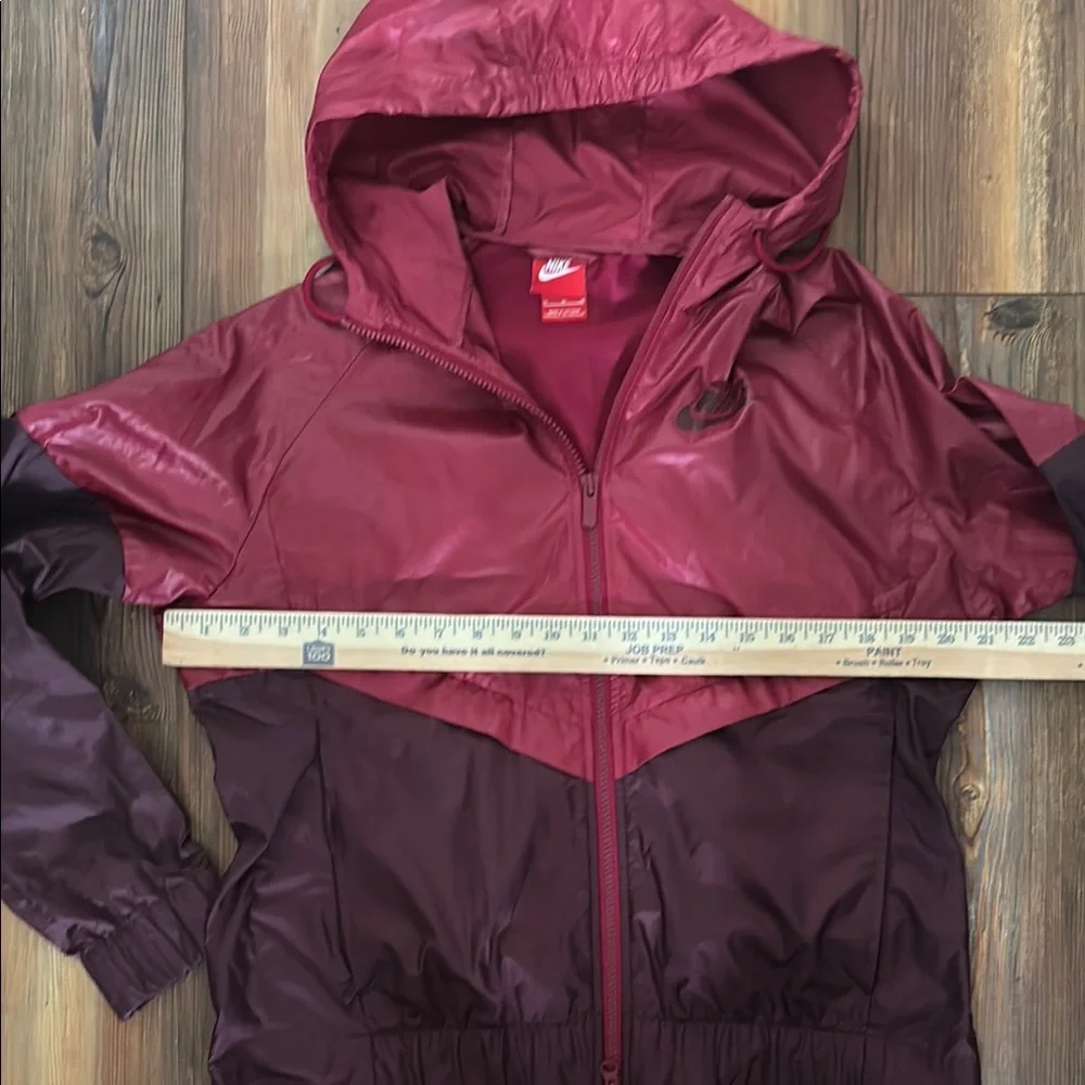 Nike Red and Burgundy Windbreaker Jacket - Picture 4 of 5